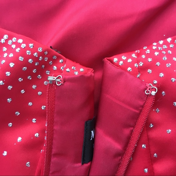 Red Rhinestoned Junior Prom Gown - Picture 8 of 15